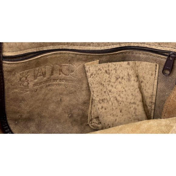 Village Tannery NY Sevestet Handmade Brown Textured Genuine Leather Tote - Picture 5 of 7